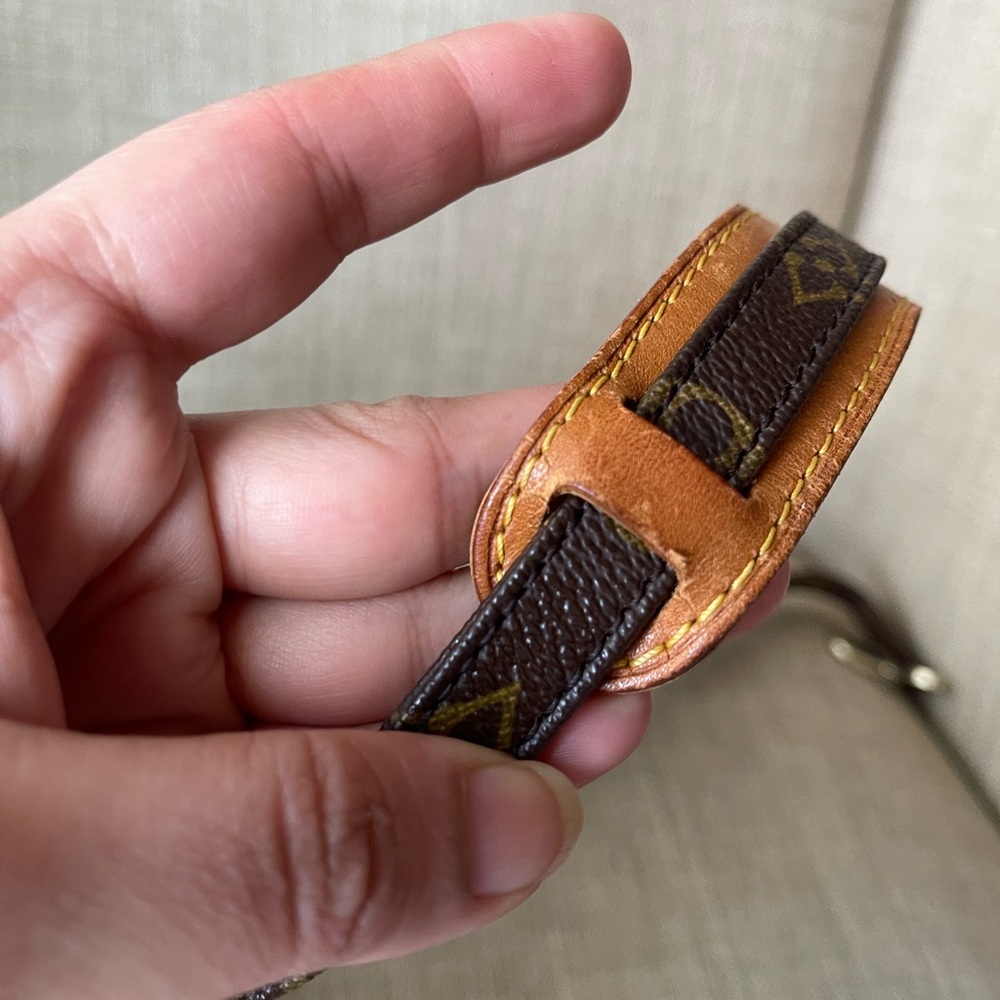 Authentic Louis Vuitton monogram crossbody strap - Picture 10 of 12